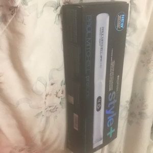 Paul Mitchell Express Ion Style Plus Straightener